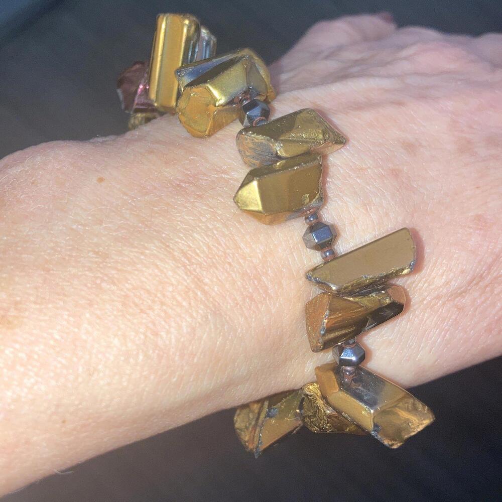 Pyrite Golden Cluster Necklace and Bracelet Set - Picture 5 of 7